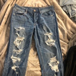 American Eagle Tomgirl Jeans